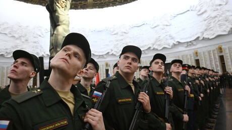 Número de voluntários elimina necessidade de mobilização, diz Kremlin