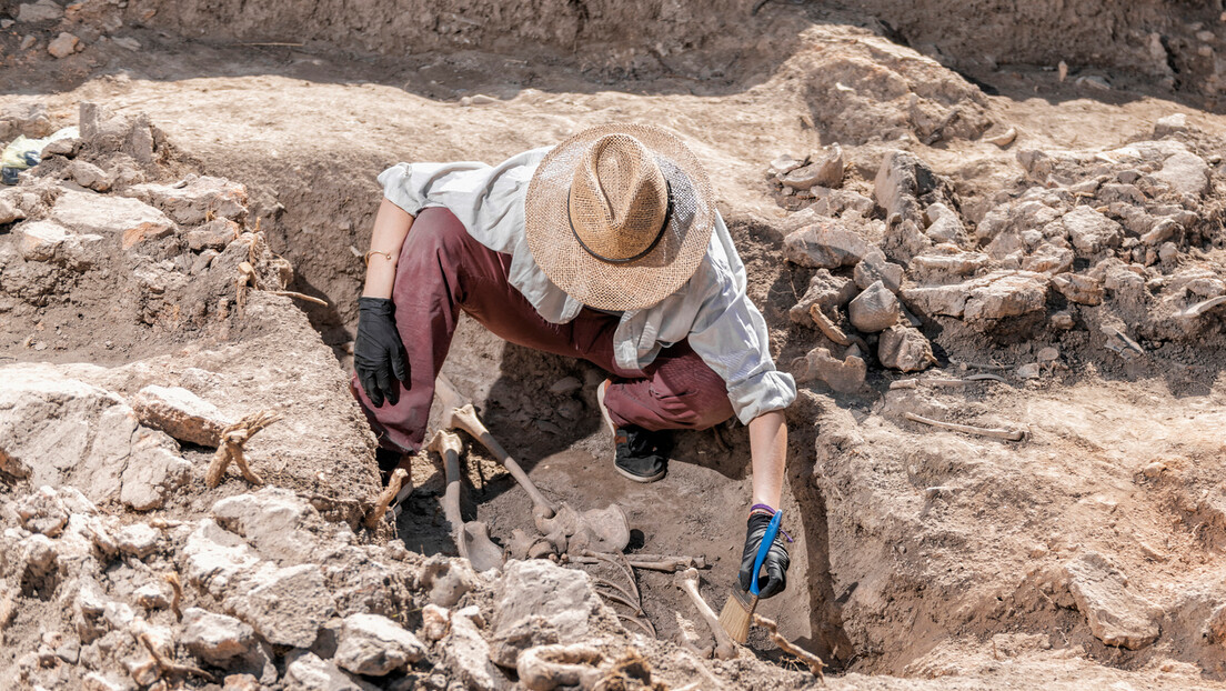 Fósseis em caverna chinesa podem desafiar teoria da origem africana dos humanos