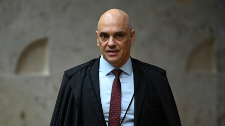 Moraes dá 48 horas para Exército explicar visitas não autorizadas a militares presos