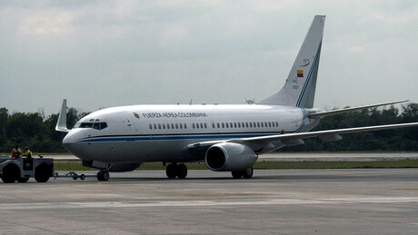 Petro habilita avião presidencial para o "retorno digno" de colombianos deportados dos EUA