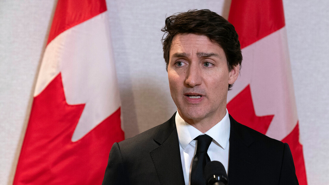 Canadá 'poderá enfrentar momentos difíceis', diz Trudeau sobre tarifas de Trump