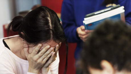 Perseguição a idioma russo provoca demissões em massa de professores em país da UE
