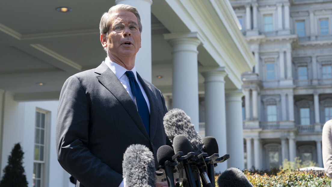 EUA não descartam possibilidade de retirar empresas chinesas da bolsa de valores