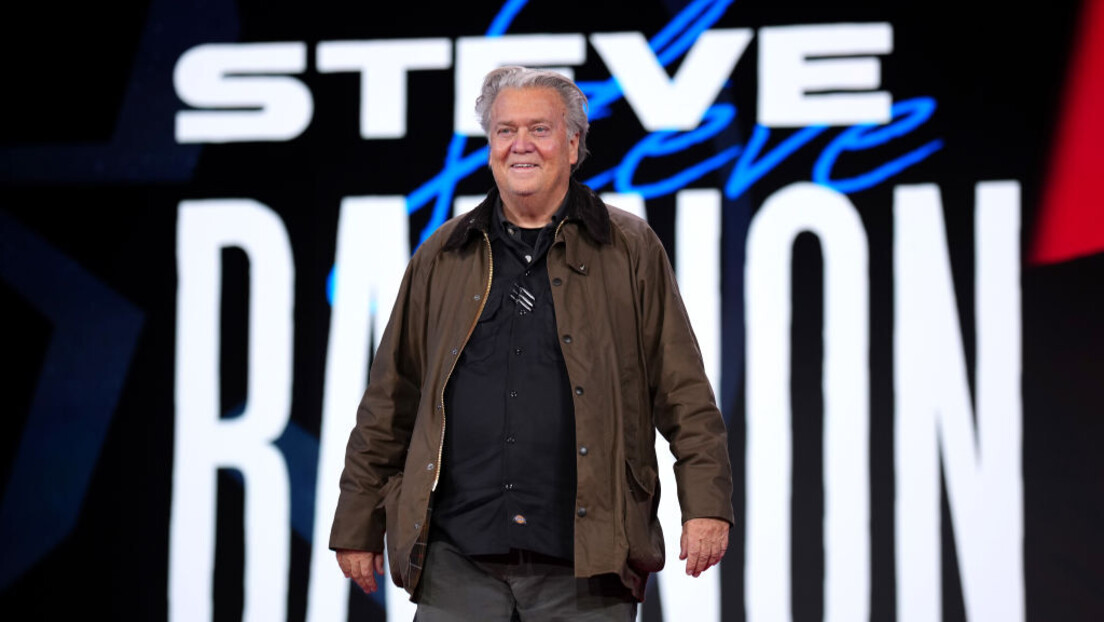 Quem é Steve Bannon?