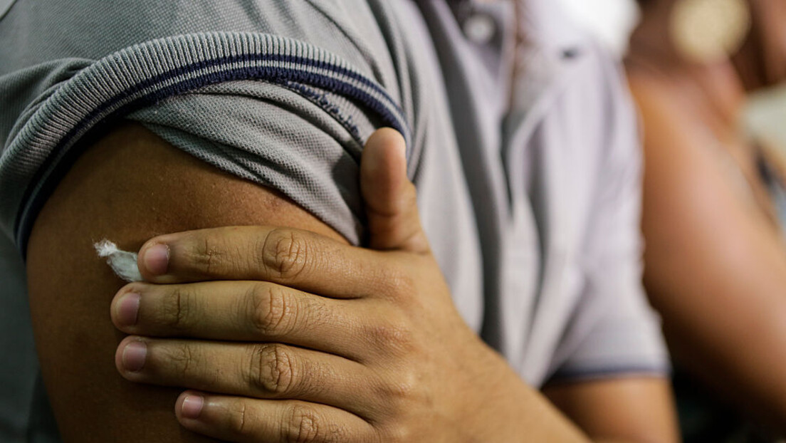 Anvisa aprova primeira vacina contra chikungunya no Brasil