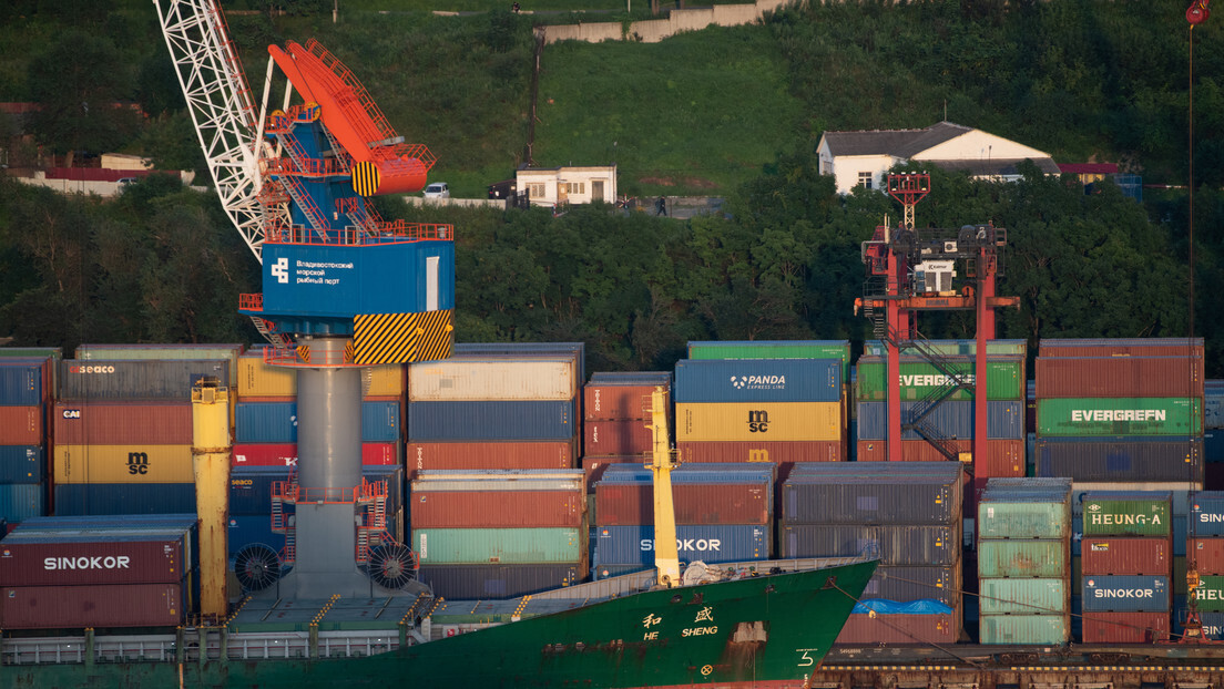 Uma das maiores economias da Ásia aposta na Rússia em meio à guerra tarifária de Trump