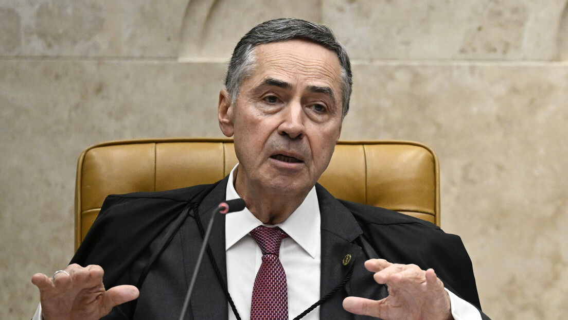 Barroso responde à The Economist e defende papel do STF