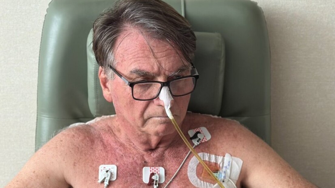 Bolsonaro é intimado no hospital após live durante internação