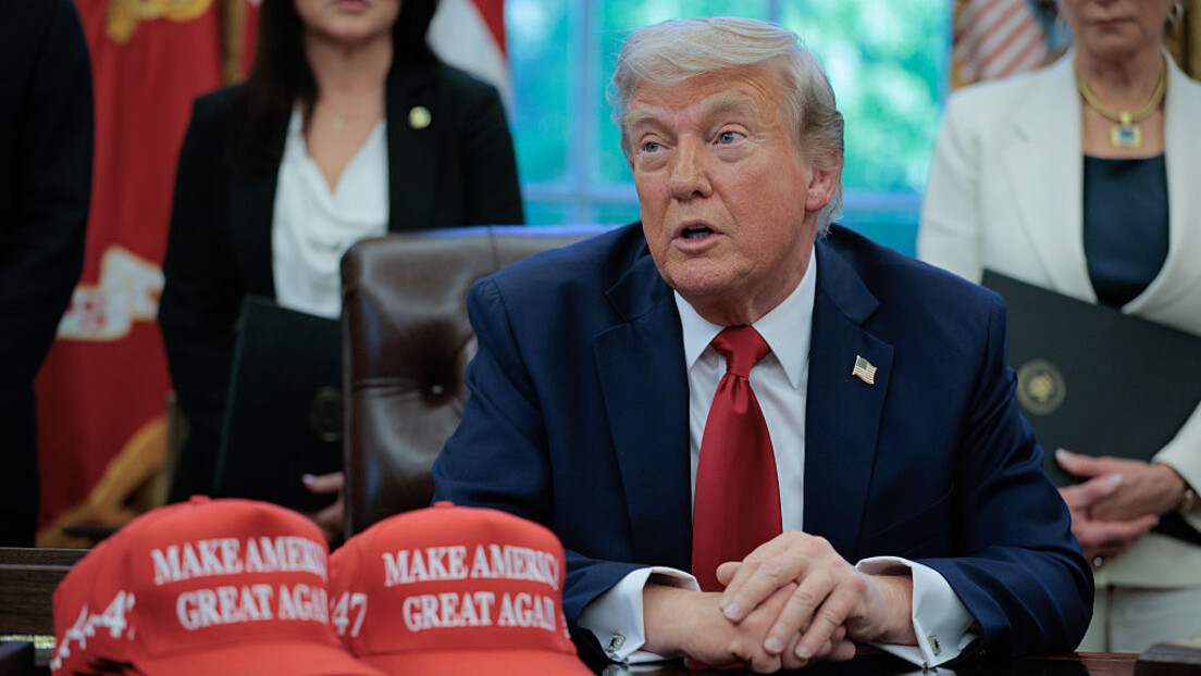 Brasil 'sobreviveu' e 'ficou rico' graças às taxações contra os EUA, diz Trump