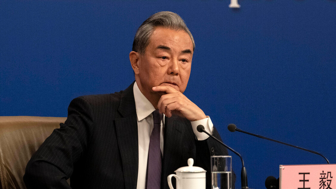 China apela para que tensões entre Índia e Paquistão sejam acalmadas