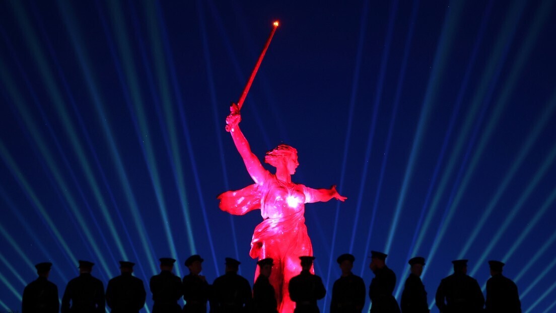 Putin assina decreto que retoma nome histórico de 'Stalingrado' para aeroporto de Volgogrado