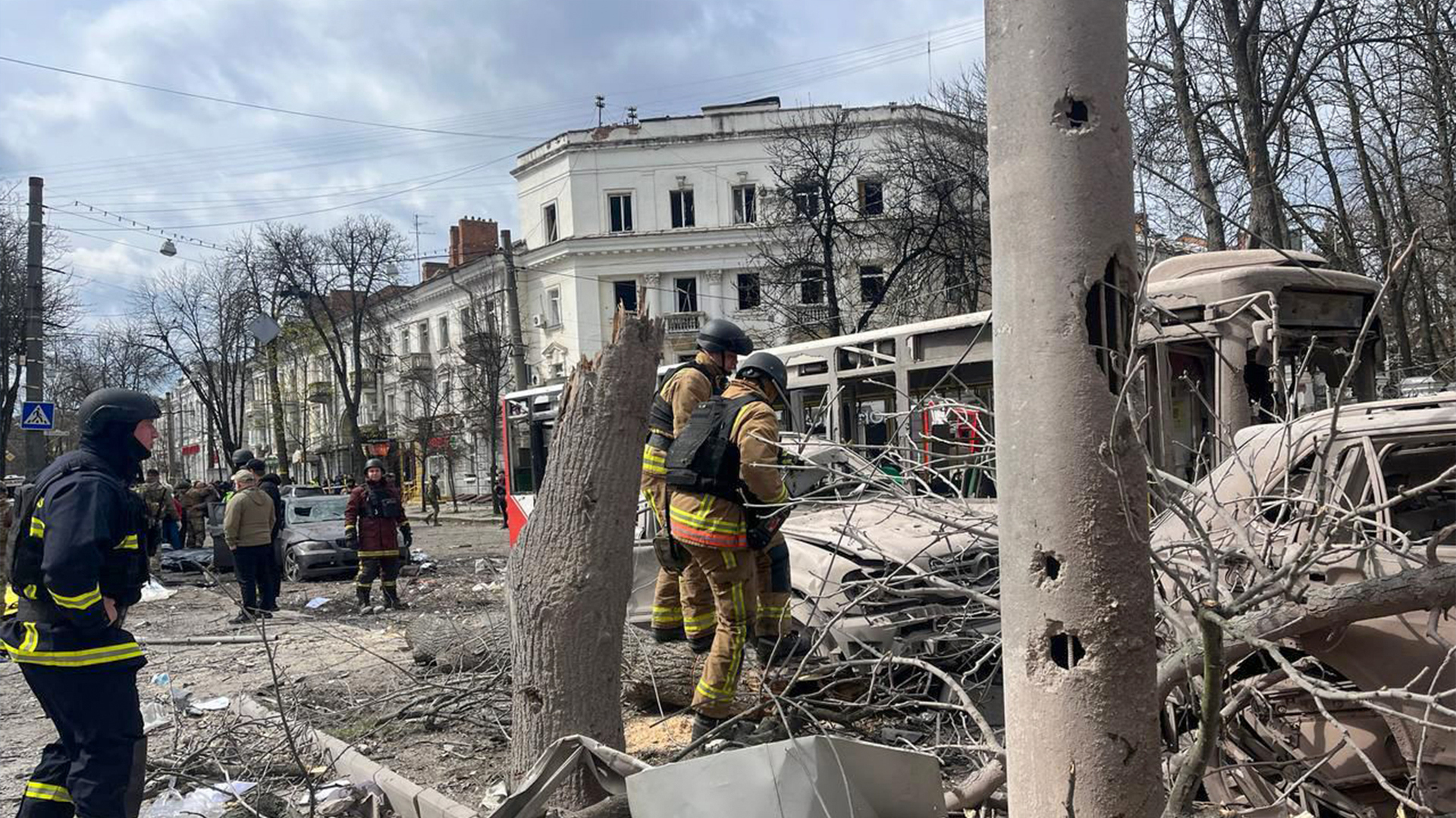 Cidade ucraniana de Sumy registra uma série de explosões