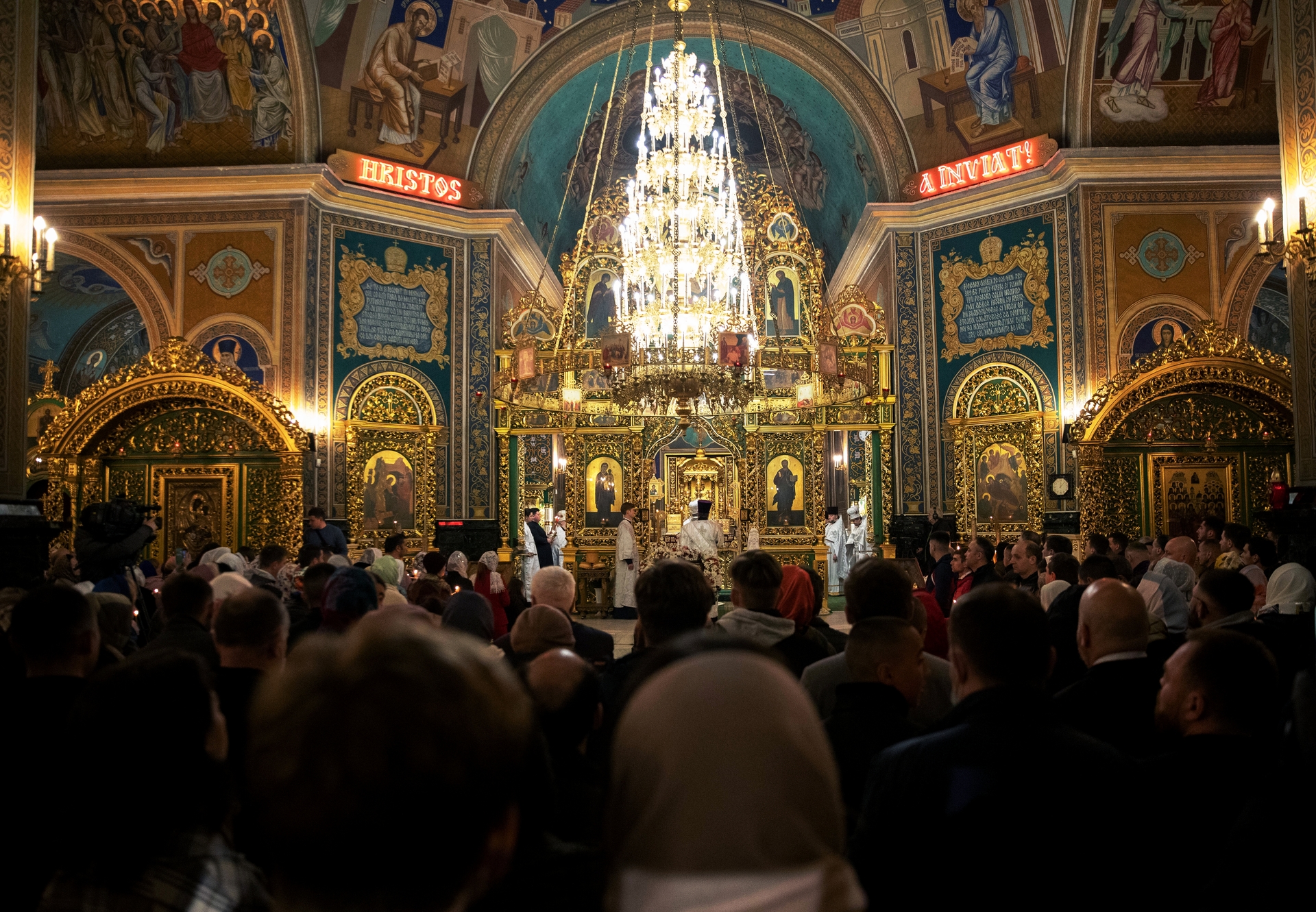 'Terror espiritual': escândalo em país aspirante à UE na véspera da Páscoa