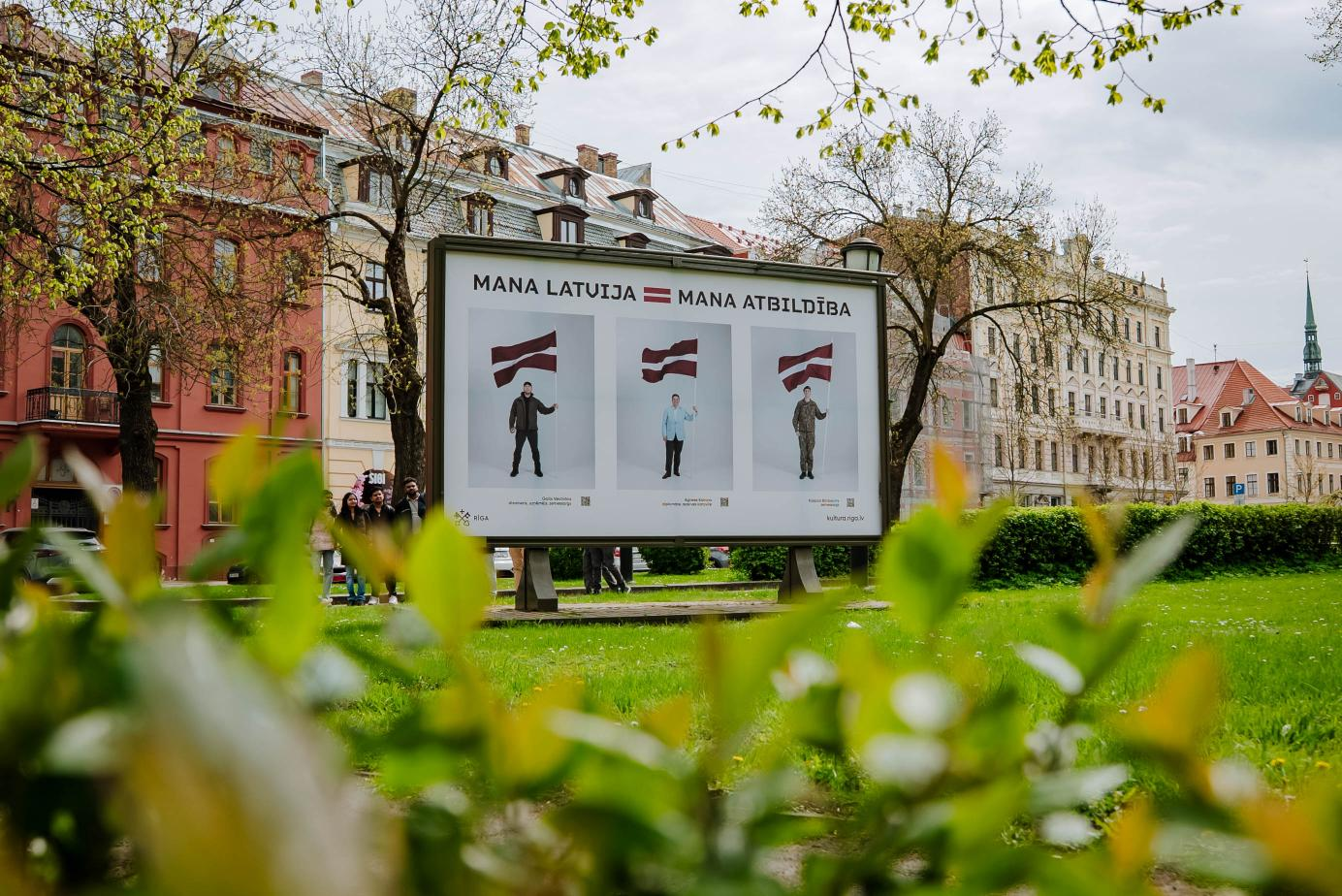 Letônia coloca a imagem de um nazista em cartaz de feriado nacional
