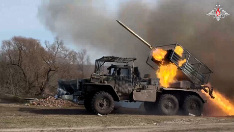 VÍDEO: 'Granizo' russo causa destruição nas tropas ucranianas