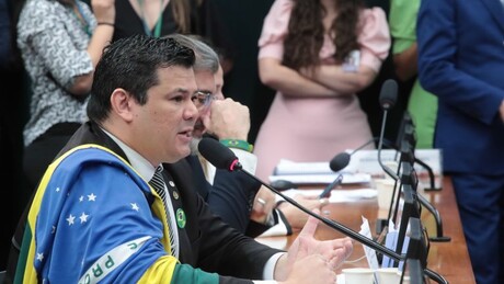 Deputado deseja morte de Lula durante sessão sobre segurança presidencial