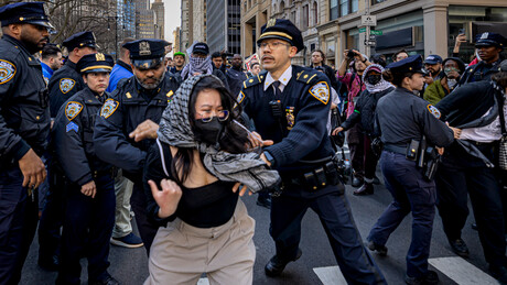 Governo Trump em meio a protestos pró-Palestina em massa em campi: 'vamos nos livrar dessa gente'