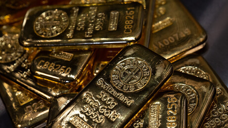 Preço de ouro bate recorde histórico em meio à incertezas geradas por tarifaço de Trump