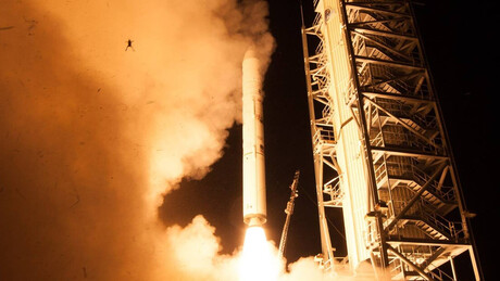 Espionagem a partir do espaço: EUA colocam múltiplos satélites espiões em órbita (VÍDEO)