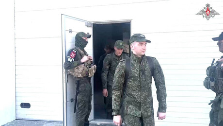 Rússia e Ucrânia realizam troca de prisioneiros