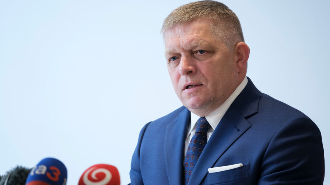 Premiê eslovaco denuncia ameaça de morte por confirmar ida a Moscou