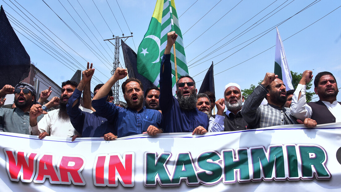 'Se nossa existência for ameaçada, ninguém irá sobreviver', afirma ministro da Defesa do Paquistão