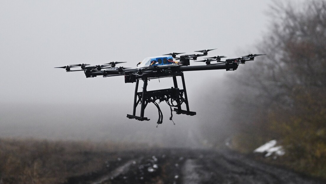 Ataque massivo de drones ucranianos atinge várias províncias da Rússia nas vésperas das celebrações da Dia da Vitória