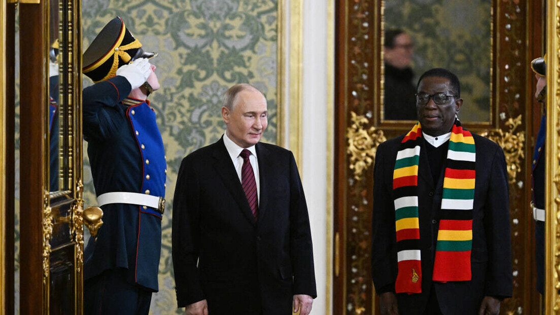 Presidente do Zimbábue chama Putin de "irmão querido" e reforça aliança com a Rússia