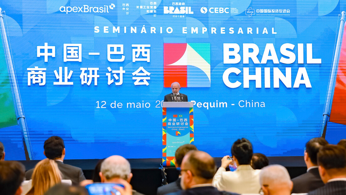 Brasil reforça protagonismo global em parceria estratégica com a China, diz Lula em Pequim