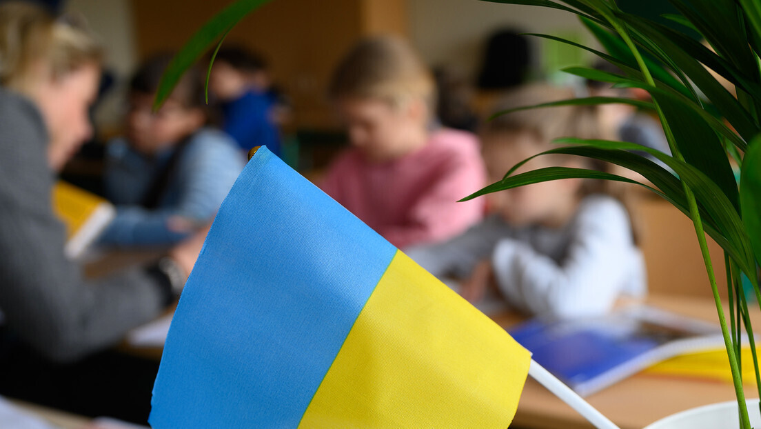 Falar russo vira motivo de demissão em escola ucraniana