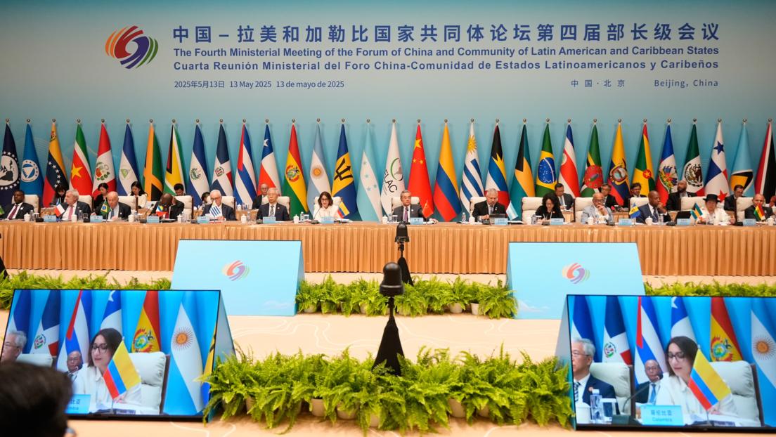 Celac-China: Sul Global busca promover 'ordem internacional mais democrática'