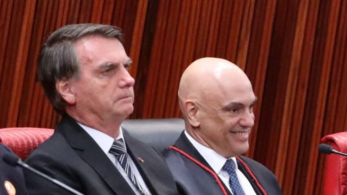 Bolsonaro acusa Moraes de acelerar julgamento por 'motivação pessoal'