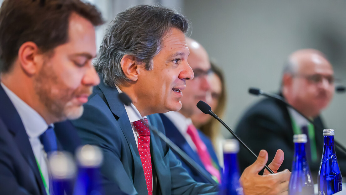 Governo quer isentar data centers estrangeiros e contraria discurso de soberania nacional