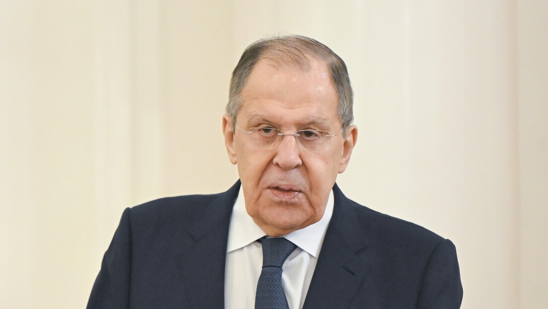 Sergey Lavrov recebe a mais alta condecoração do país