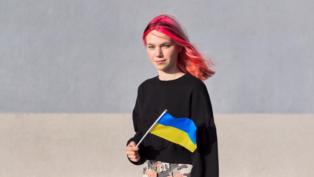 Um em cada quatro adolescentes ucranianos deseja deixar o país, aponta pesquisa