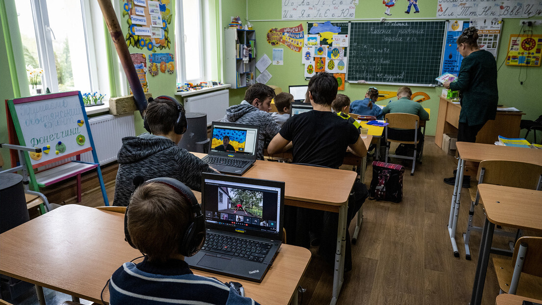 Oficial do governo ucraniano defende preparo de crianças para o conflito e prega ódio à Rússia