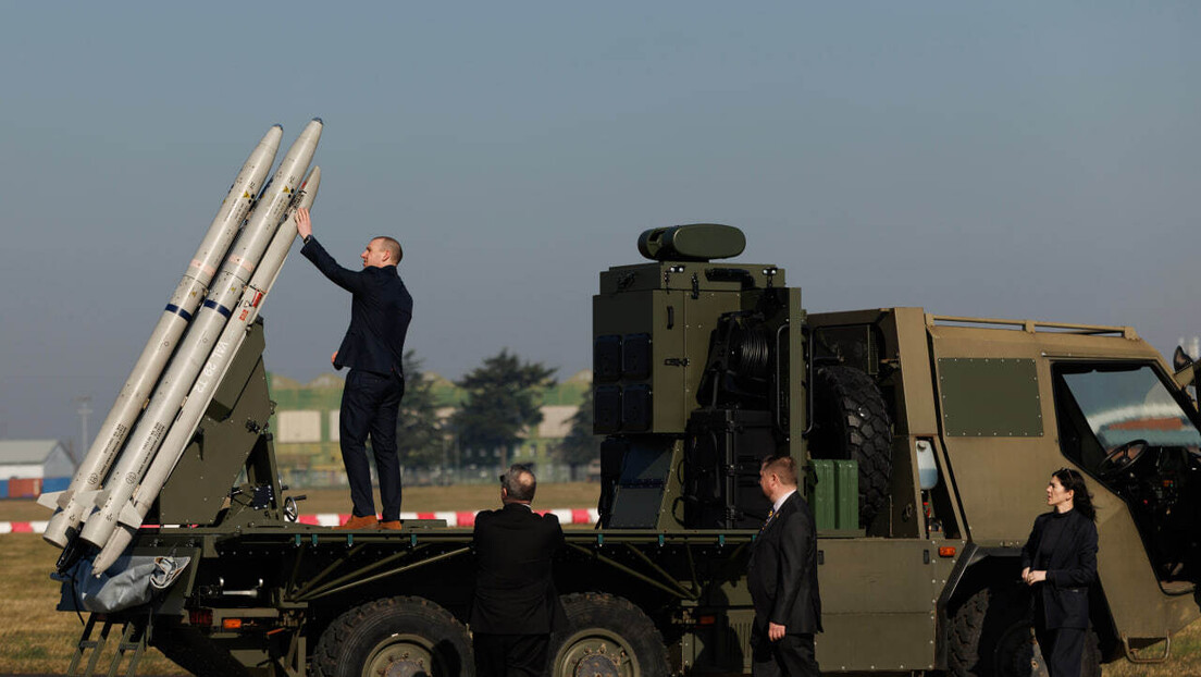 Kremlin alerta: liberação de armas à Ucrânia é 'decisão perigosa' do Ocidente