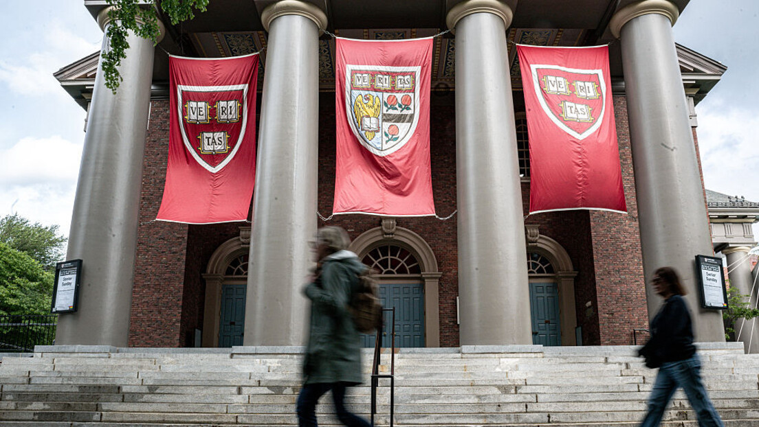 Cientistas deixam EUA sob Trump e comparam repressão à era do fascismo