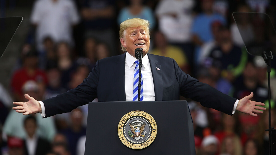 Trump declara que quer poder 'explodir qualquer coisa' em acordo nuclear com Irã