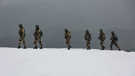 Índia acusa Paquistão de novas violações do cessar-fogo na fronteira
