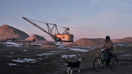 Parlamento da Ucrânia aprova acordo de terras raras com EUA