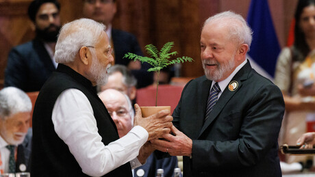 Em ligação com Modi, Lula lamenta vítimas de atentado na Caxemira