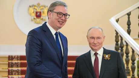 Vucic se encontra com Putin: 'Estamos muito gratos ao Exército Vermelho'