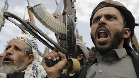 Custo astronômico e gasto de armamentos estratégicos em operação militar contra Houthis causa preocupação no Pentágono