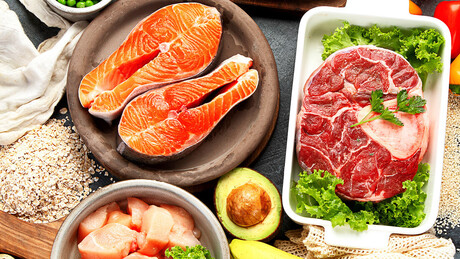 Vitamina B12 protege sistema nervoso e coração, e pode exigir suplementação até para quem come carne