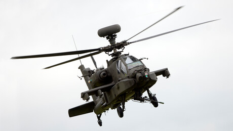 Carga incendiária de 18 quilos cai de helicóptero militar dos EUA no Japão