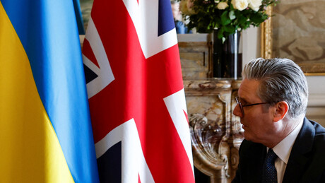 Assessor britânico viaja à Turquia para aconselhar Zelensky nas negociações com a Rússia