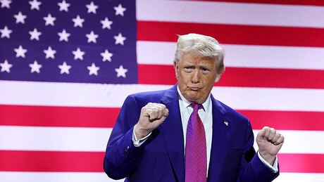 Trump afirma que ligará para Putin na segunda-feira e depois conversará com Zelensky