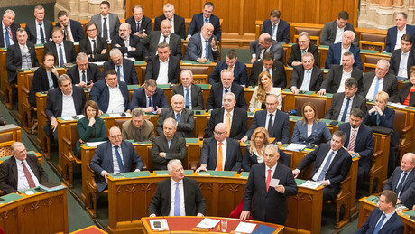 País da União Europeia decide deixar o TPI