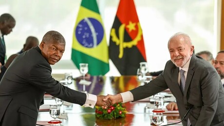 Lula recebe presidente de Angola e imprensa celebra 'parceria histórica' contra a fome